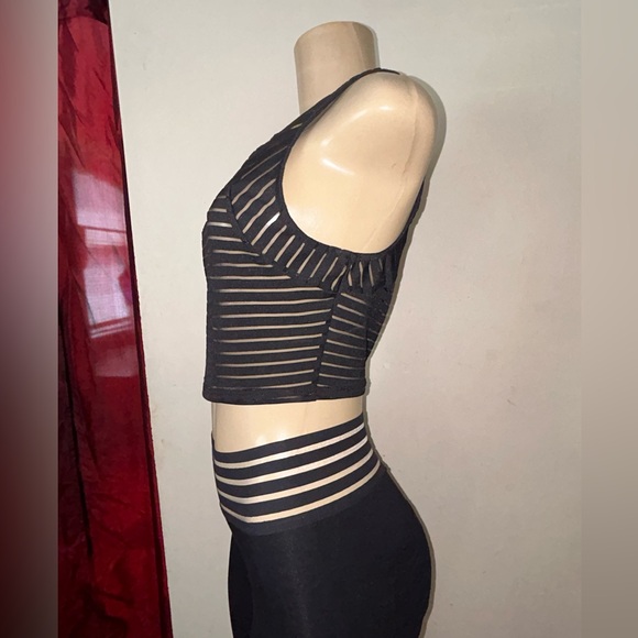 Cute Booty semi shear cropped striped top small like new perfect Top only - Picture 9 of 10